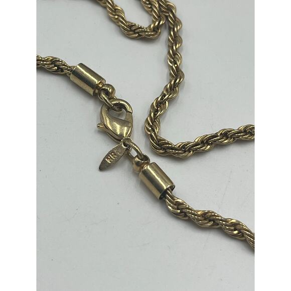 Avon Vintage Gold Tone Rope Chain Red Strawberry Golden Seeds Pendant Necklace - Picture 13 of 13